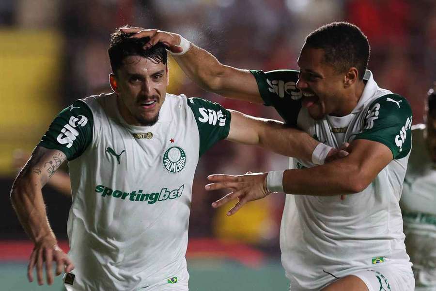 Palmeiras Bate Cerro Porteño por 2 a 0 e Garante Vaga nas Oitavas da Libertadores